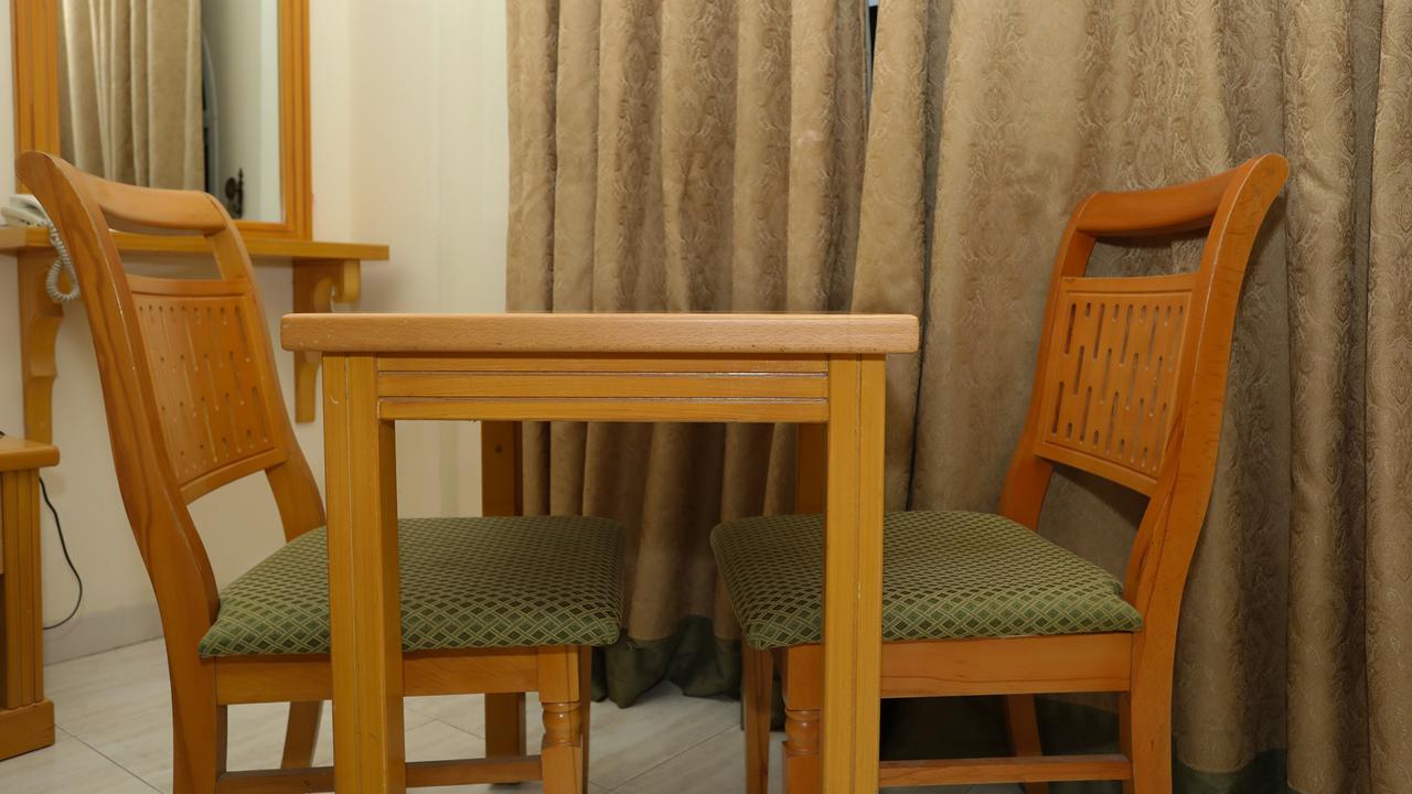 מוסקט Ltlalat Al Shorouq Hotel מראה חיצוני תמונה