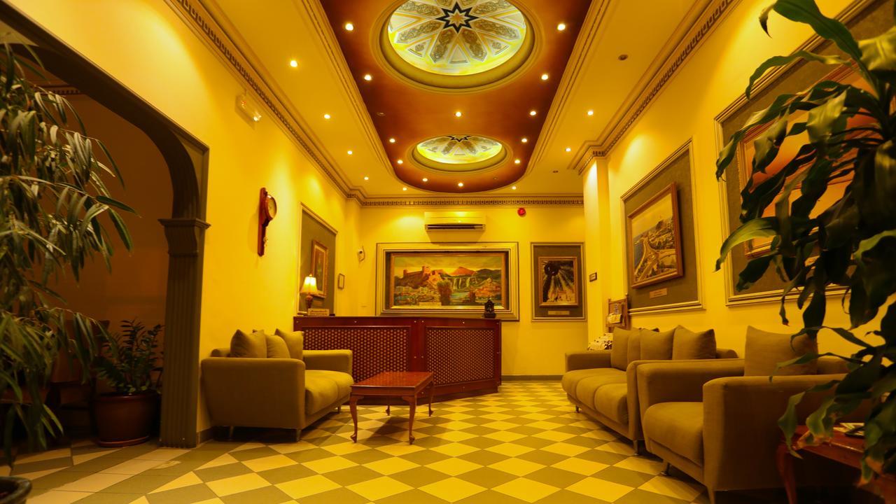 מוסקט Al Shorouq Hotel Apartments מראה חיצוני תמונה