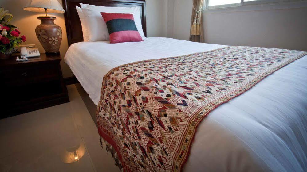 מוסקט Ltlalat Al Shorouq Hotel מראה חיצוני תמונה